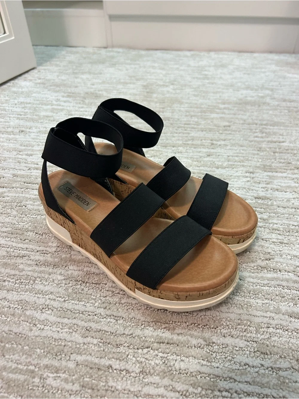 Steve Madden Black Bandi Platform Wedge Sandal size 6.5/7